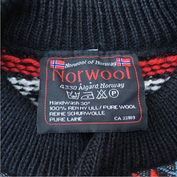 Norwool of Norway Wool Fair Isle Sweater. Size M - Picture 5 of 10